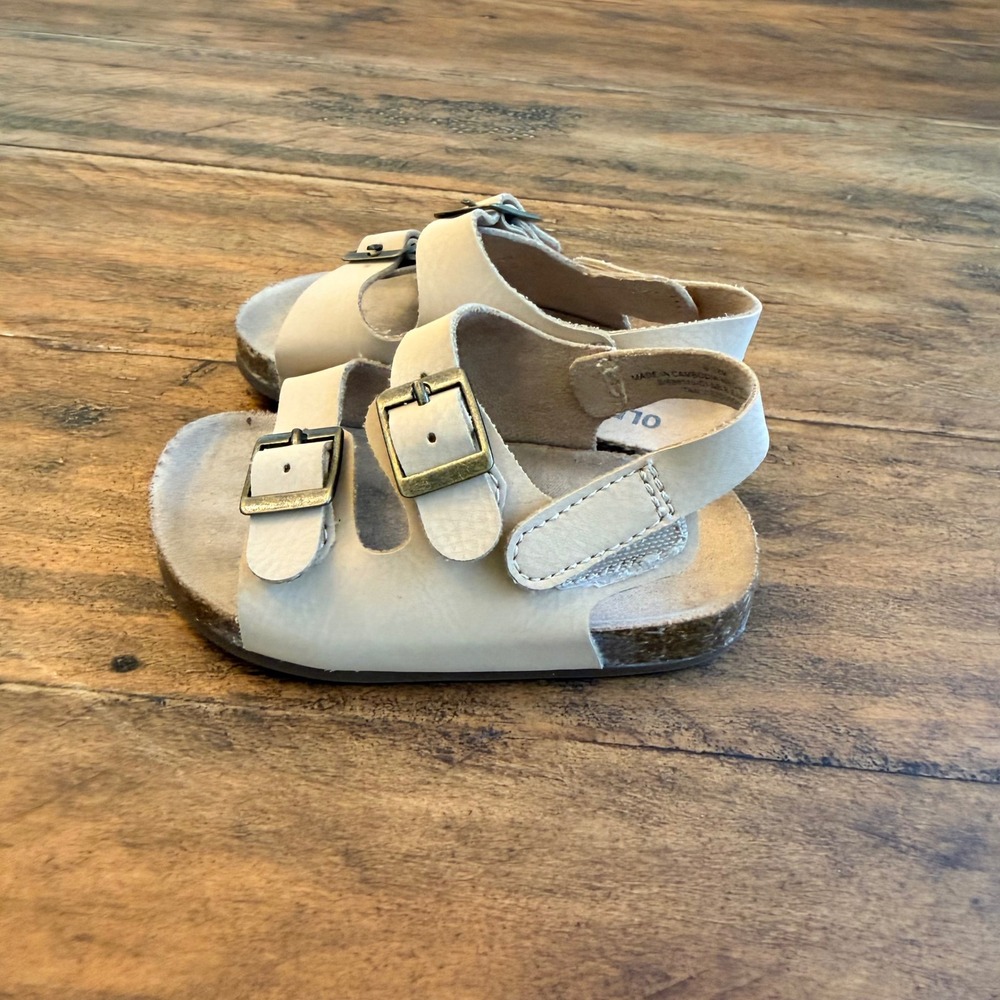 Old Navy Toddler Tan Double Strap Buckle Sandals‎ Size 6-12 Months Spring Summer